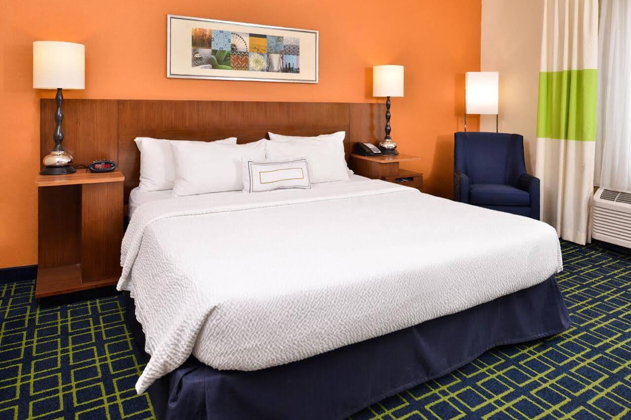 Holiday Inn Express Princeton By Ihg Exterior foto