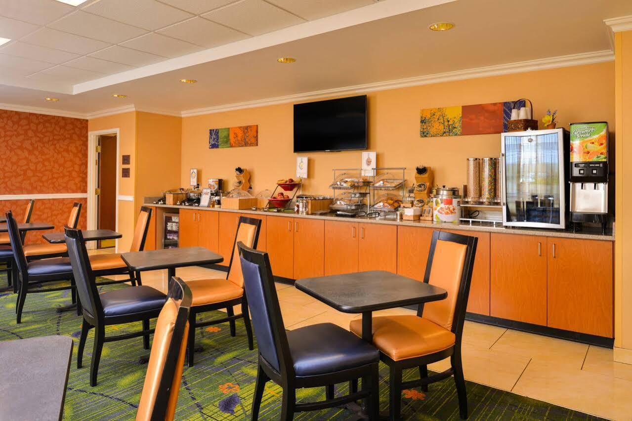 Holiday Inn Express Princeton By Ihg Exterior foto